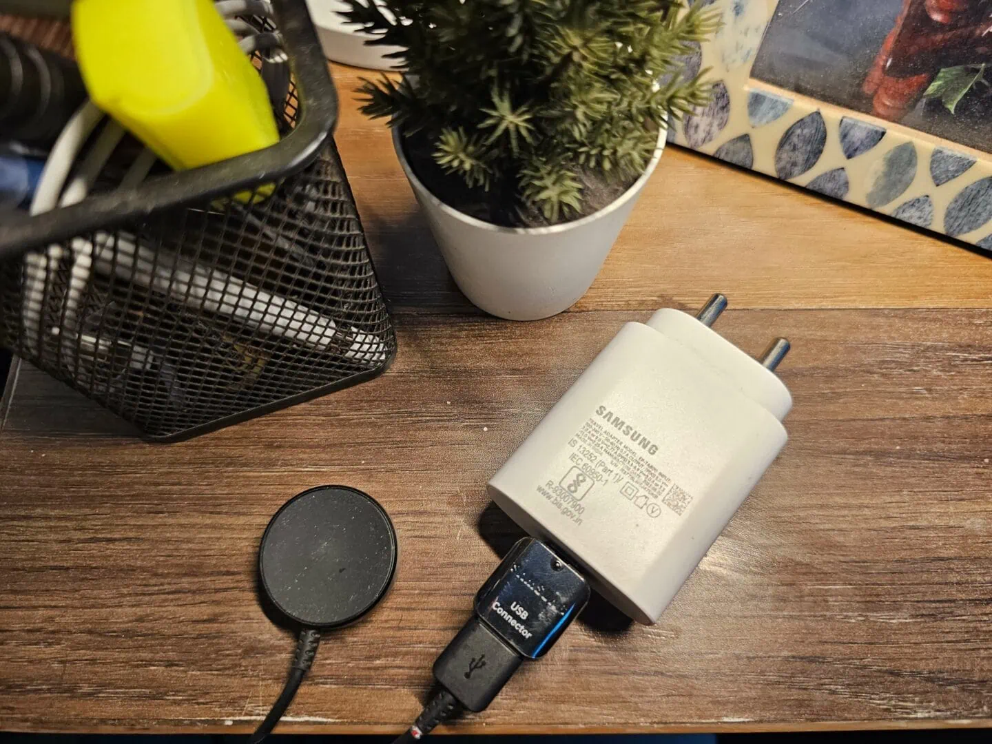 Charge Smartwatch using phone charger and adapter