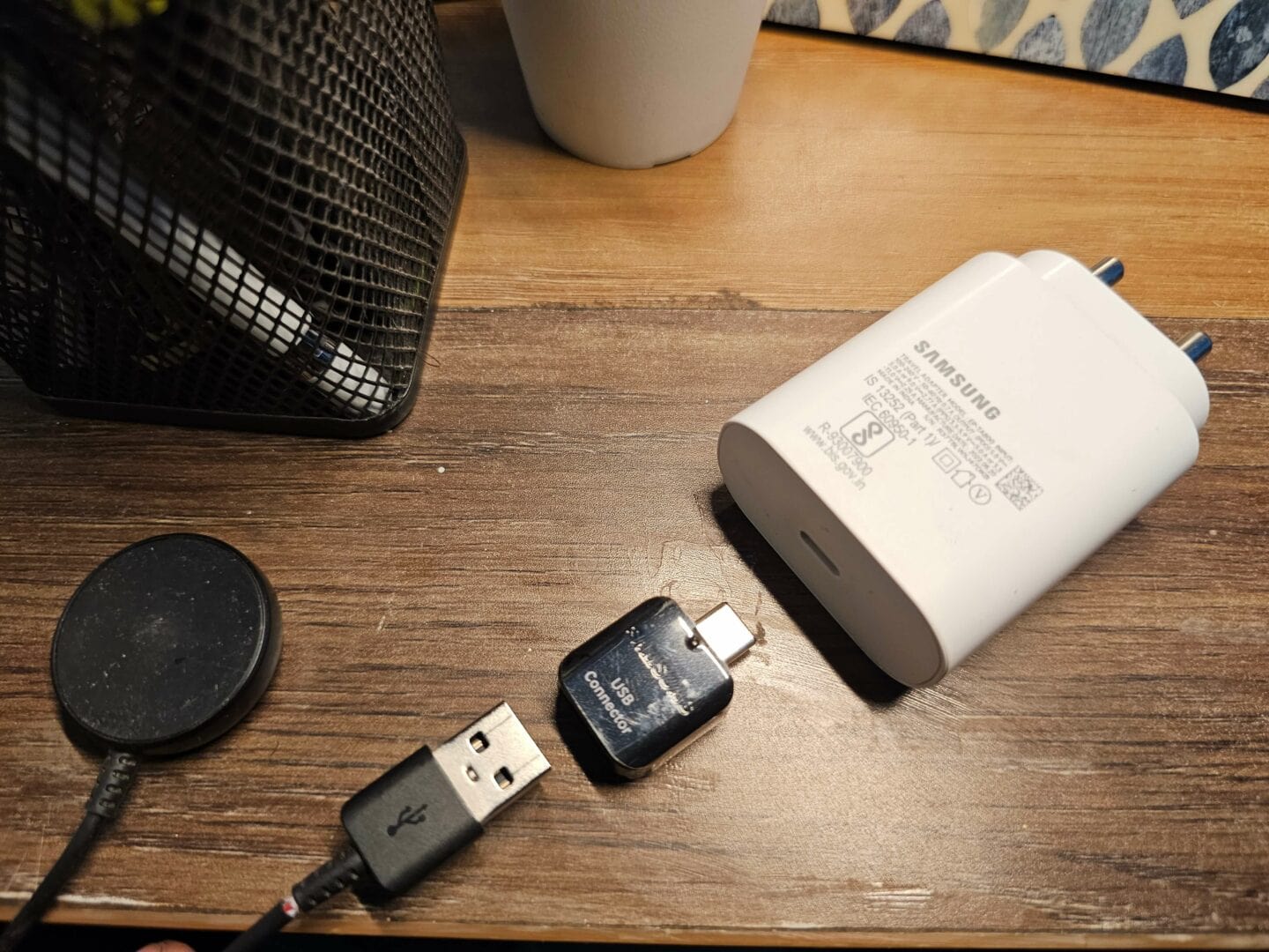 USB C to A adapter for charging smartwatch with phone adapter